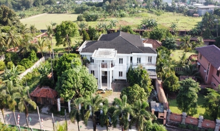 Jarang Ada Rumah Mewah ,bagus 2 Lantai Di Tapos Depok