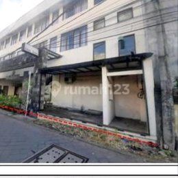 Vila Murah Full Furnish 3 Lantai Tuban, Kuta Bali