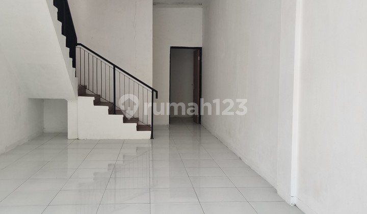 3-Storey Shop House for Rent, 68m² - Ready to Use - Located in Cibubur 2