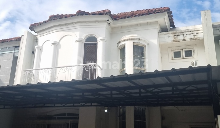 Rumah 2 Lantai, Strategis, Dekat Stasiun LRT Cibubur