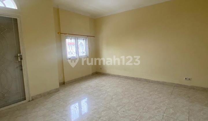 Rumah Cantik, Luas.2 LT Dekat Stasiun LRT, 2