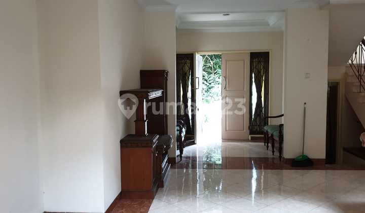 Jual Cepat Rumah 160 M2 Dekat Stasiun Lrt 2