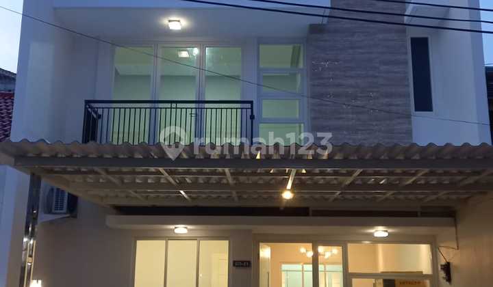 RUMAH BARU PROGRESS FINISHING PAKUWON CITY 1