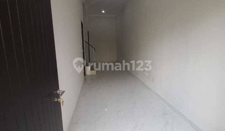 RUMAH MODERN MINIMALIS MULYOSARI 1 M-AN 2