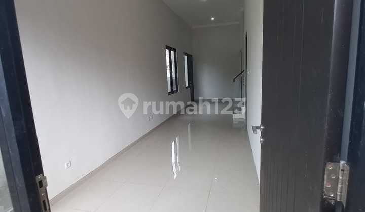 RUMAH HOOK 2 LANTAI SEMI FURNISH MULYOSARI PRIMA UTARA 2