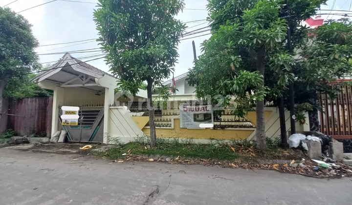 RUMAH STRATEGIS DEKAT JALAN RAYA KENJERAN RUMAH STRATEGIS DEKAT JALAN RAYA KENJERAN