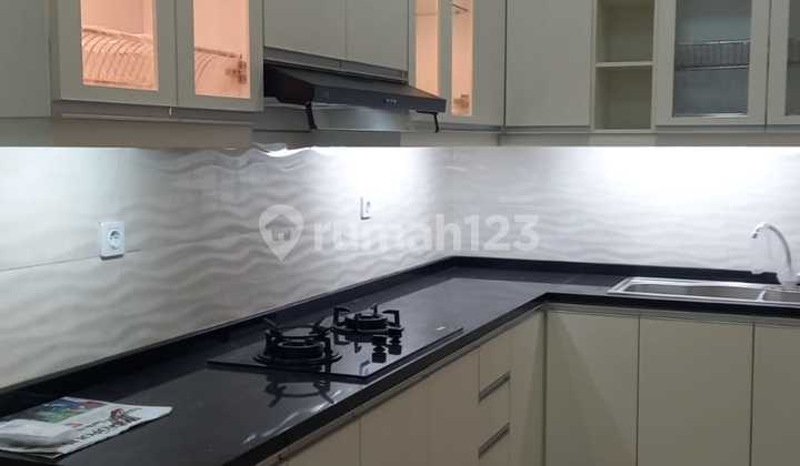 RUMAH BARU PROGRESS FINISHING PAKUWON CITY 2