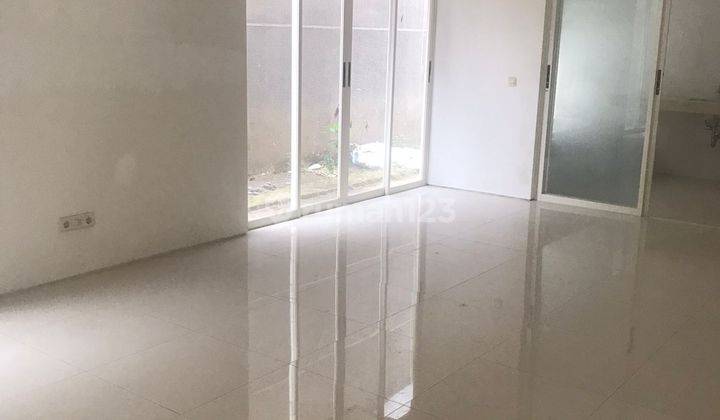 Dijual Rumah Graha Natura Surabaya Barat  2