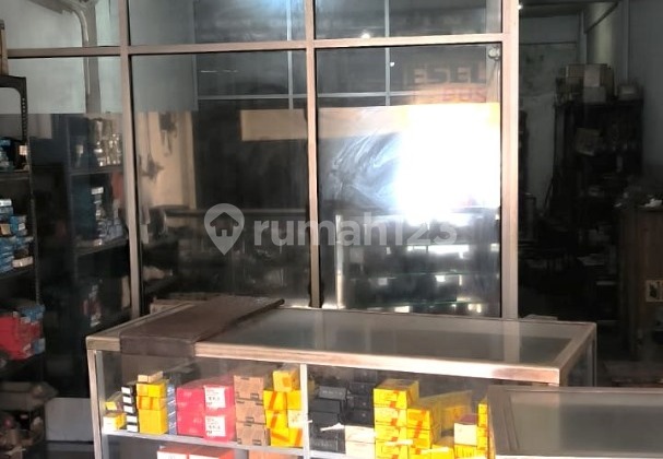 Ruko Kedungdoro Cocok Untuk Berdagang 2