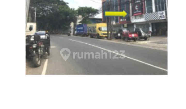 Super Cheap 3-Story Shop House on Duren Tiga Main Road, Pancoran, South Jakarta 2