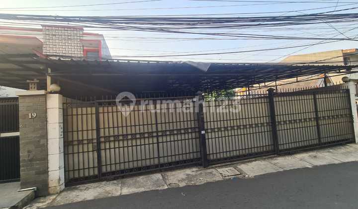 Rumah Tua Murah Bgt di Jl Haji Sulaiman, Kemanggisan,Palmerah