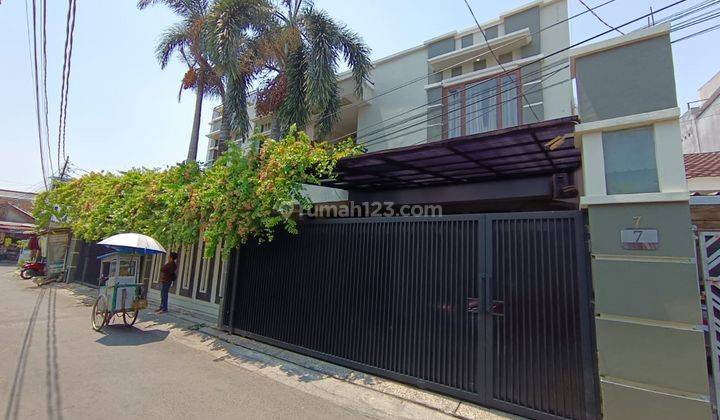 Rumah Bgs Murah 2lt di Jl Bugis Utama, Kembangan Selatan, Jakbar 1