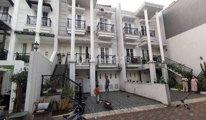 Rumah Bgs Murah Bgt 3lt di Perum Puri Kencana, Jagakarsa, Jaksel 2