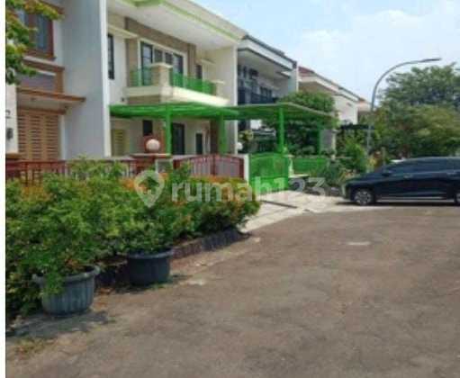 Super Cheap 2-Story House in Green Garden Residence, North Kembangan 2