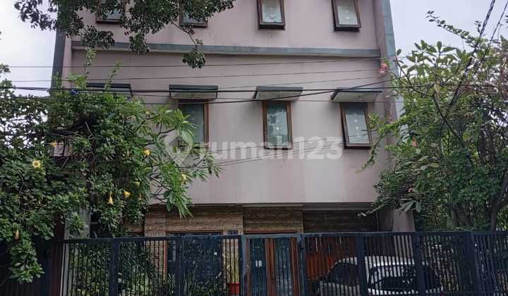 Ruko murah 3lt di Jl Tanah abang, petojo selatan,Gambir