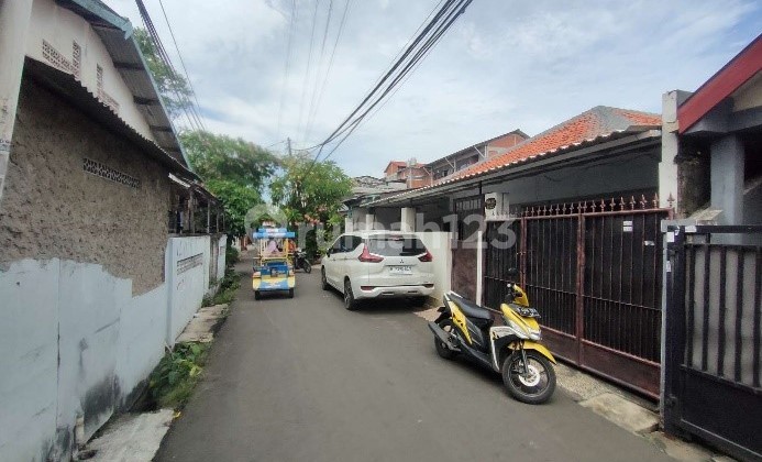Affordable House on Jl Puspa 1, Kampung Utan, East Cengkareng 2