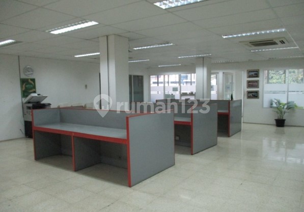Kantor Murah Bgt 3Lt di Jl Sultan Hasanudin,Melawai,Kebayoran Baru