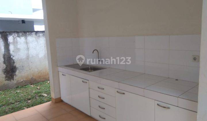 Disewakan Rumah Komdisi Siap Huni Lokasi Dekat dgn Sekolah Dan View Pengunungan 8