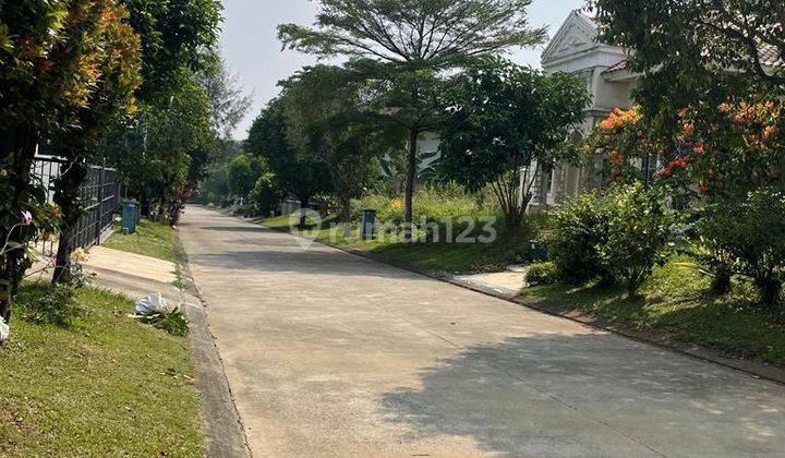 dijual rumah baru siap huni lokasi depan  2