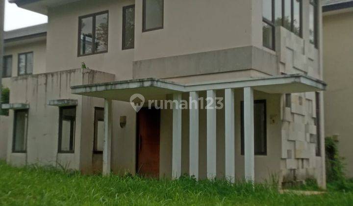 dijual rumah hook deket jungle land butuh sedikit renovasi 1