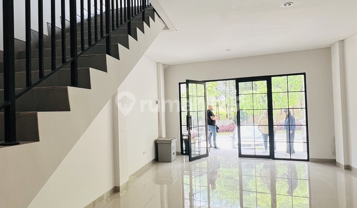 For Rent New Shop House in Argenia Area 2