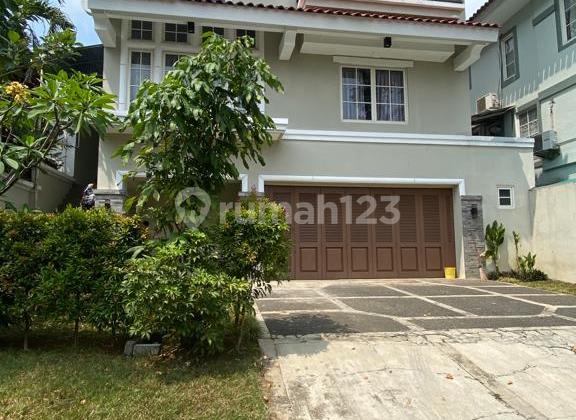 Disewakan Rumah Lokasi D Mediterania