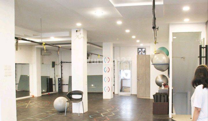 Ruko Gandeng 4 Lantai ,lokasi Sangat Strategis 2