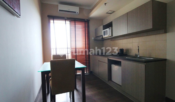 Apartmen Mewah Lokasi Strategis 0 Kamar Tidur 2