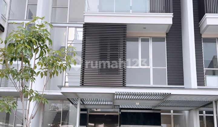 Dijual Cepet Rumah Mewah Mozart, Golf Island Bebas Pantangan Dijual Cepet Rumah Mewah Mozart, Golf Island Bebas Pantangan