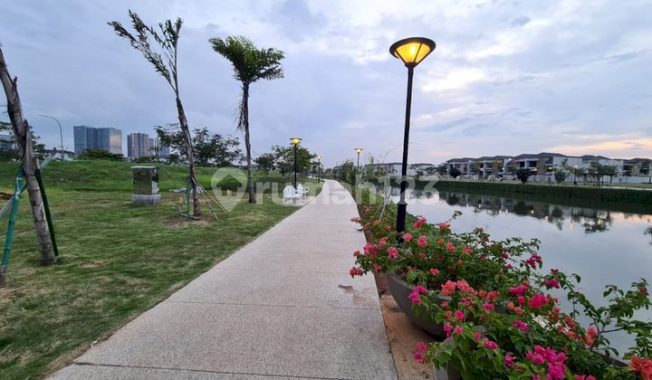 Dijual Cepat Kavling View Danau At Golf Island. Dijual Cepat Kavling View Danau At Golf Island.