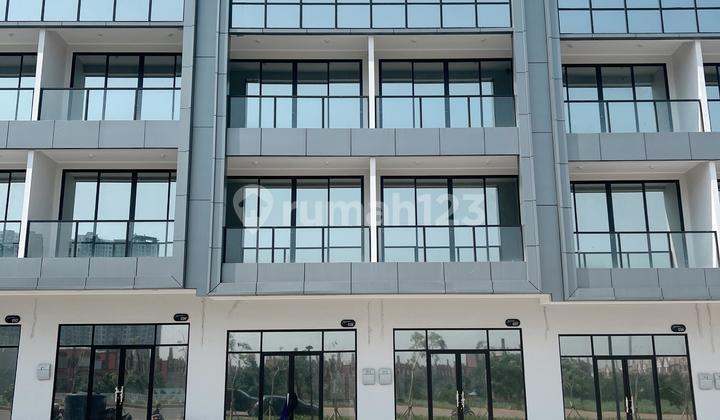 Disewakan Cepet Ruko Hoek Boulevard Pik 2.