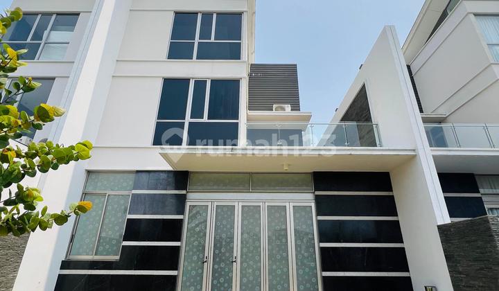  DIJUAL MURAHH RUMAH MEWAH VIEW GOLF + DANAU at GOLF ISLAND, PIK