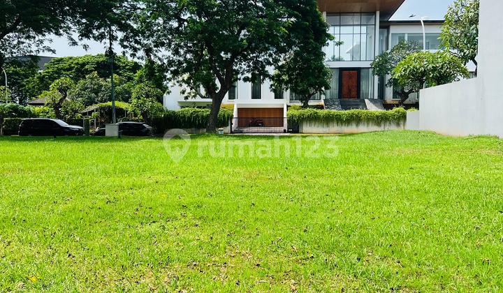 Affordable Elite Diamond Plot in PIK1 Golf View, area 1100 m2.