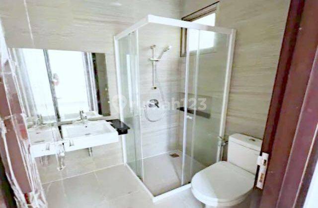 DIJUAL CEPAT RUMAH PIK 2 LOKASI SANGAT STRATEGIS 2