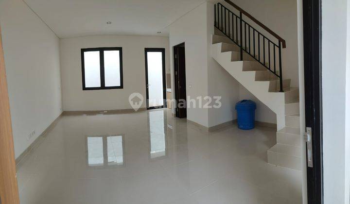 Rumah Siap Huni Strategis di BSD Cluster Provence Suite 4