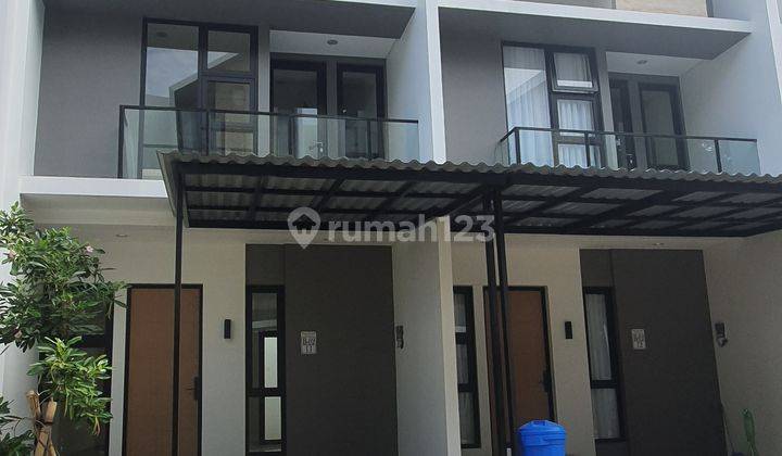 Rumah Siap Huni Strategis di BSD Cluster Provence Suite 11