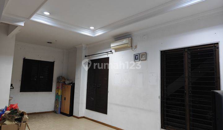 Ruko 4 Lantai Dijual di Jalan Raya Serpong, Tangerang Selatan 1