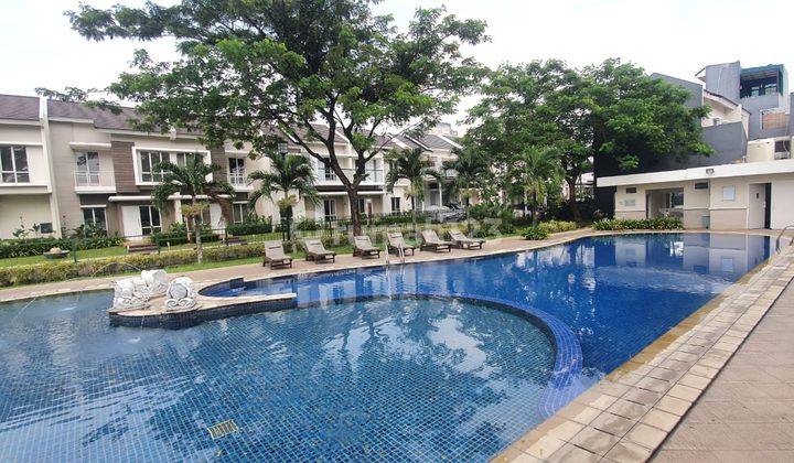 Rumah Fasilitas Kolam Renang Paradise Serpong City 2