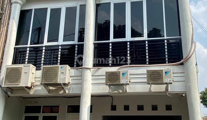 Rumah Kantor Non Cluster Pinggir Jalan Raya di Jagakarsa 1