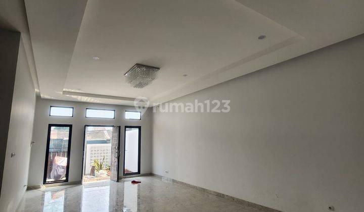 Rumah Baru Dijual di Nusaloka Bsd City, Tangerang 2