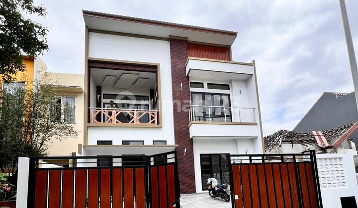Rumah Baru Dijual di Jl.Kencana Loka BSD