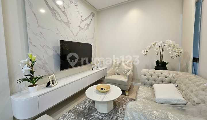 FOR RENT NEW LUXURIOUS SULTAN HOUSE FULLY FURNISHED, JUST BRING YOUR SUITCASE in Cluster AURE The Mozia, BSD City FOR RENT NEW LUXURIOUS SULTAN HOUSE FULLY FURNISHED, JUST BRING YOUR SUITCASE in Cluster AURE The Mozia, BSD City