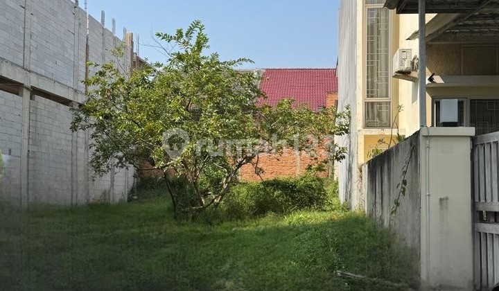 Kavling Row Jalan Lebar Hadap Utara Di Sektor 1.7