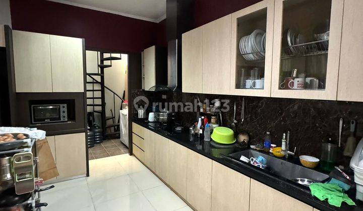 DIJUAL RUMAH LEBAR 8, HANYA 5 MENIT KE SMS MALL, DI CLUSTER BOHEMIA 2