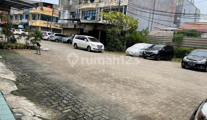 3-Story Joint Shophouse Fully Vacant, Can Rent 2 Joint Units at Pondok Cabe Mutiara 2