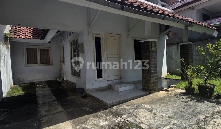 Dijual Rumah Tampak Depan Sdh Terenovasi 1 Lantai di Anggrek Loka Dijual Rumah Tampak Depan Sdh Terenovasi 1 Lantai di Anggrek Loka