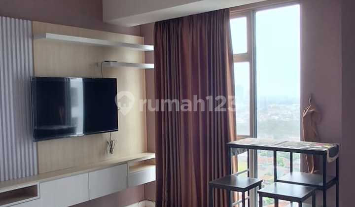 1 Bedroom Corner Disewakan Furnished