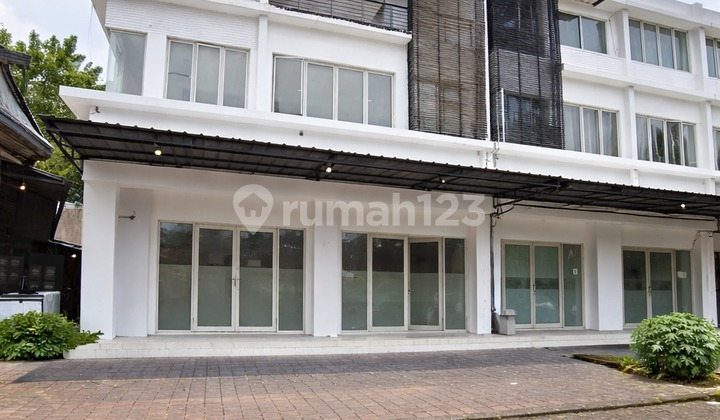Suitable for Office, Clinic, Studio, Business Premises, and Residential House facing Club House Semi Corner. 2