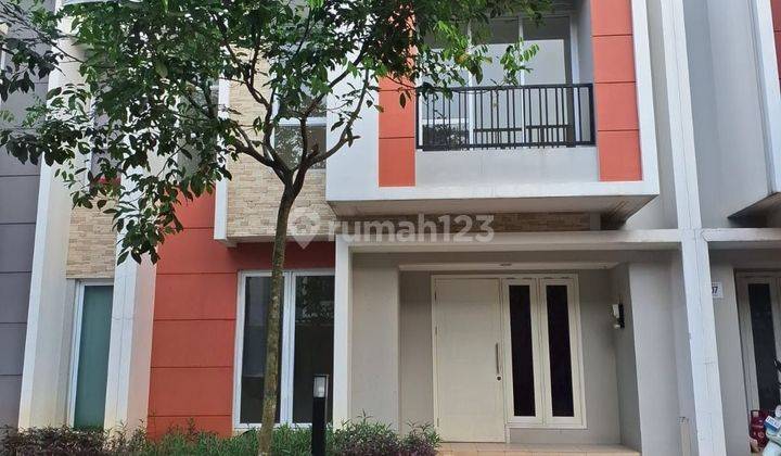 Disewakan Rumah Unfurnished Dekat Pool & Lake Di Culster Verdi 1