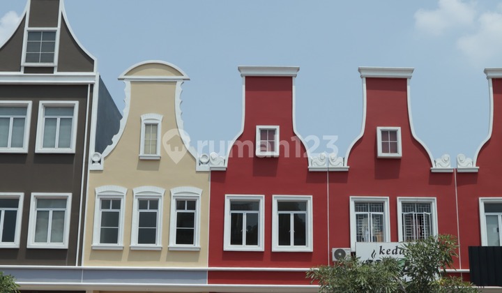 Selling at a Loss 3 Units of Shop Houses Can Be Bought Individually / Connected in North Solvang